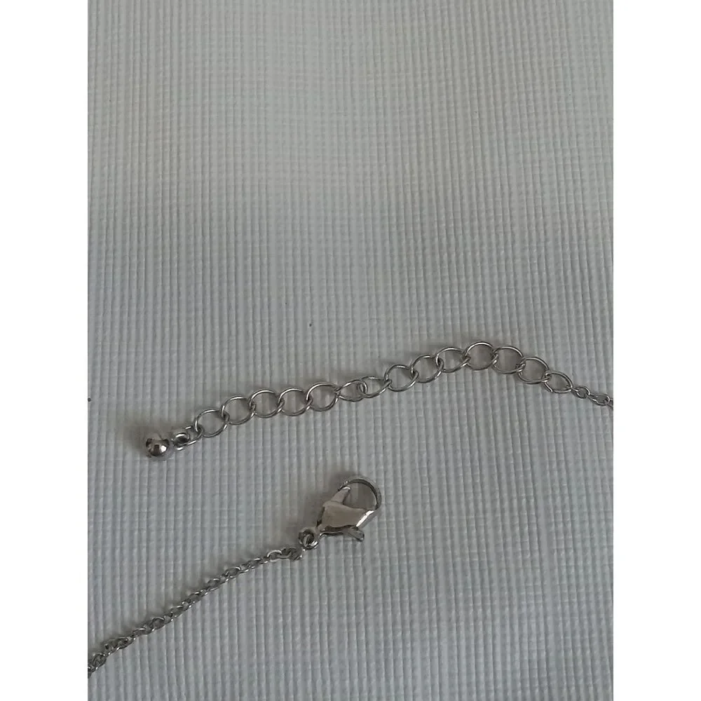 Small Rhinestone Encrusted Heart Shaped Pendant Silver Tone Lightweight Necklace